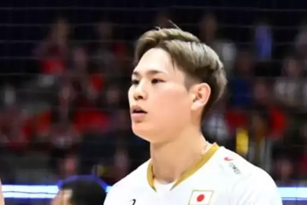 【バレーボール】日本が快勝発進も… 西田有志の右ヒザ負傷にファン不安「心配で眠れない」