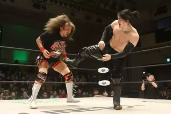 【ノア】ＯＺＡＷＡが内藤哲也をいじり倒す「金が必要だから惰性でプロレスを続けている」
