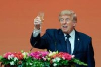 〝飲酒ＮＧ〟トランプ大統領がワインを口に… 中国晩さん会のワンシーンが物議