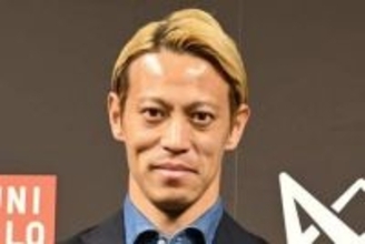 本田圭佑　Ｗ杯メンバー発表日の〝意味深投稿〟がＳＮＳで反響「車を待っています」
