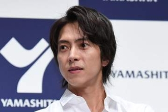 【俺たちの箱根駅伝】山下智久「甲斐」だけウエアが複数メーカー　選手最多はあのロゴ　スポーツアパレル６社協力の〝呉越同舟〟状態