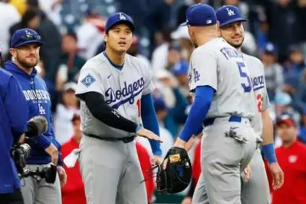【ドジャース】ベッツ離脱でも揺るがぬ最強軍団　大谷翔平らナインのやりくりに見る〝異次元の選手層〟