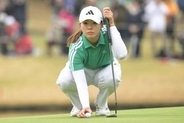 渋野日向子　コンビを組む勝みなみに「申し訳ない気持ちでいっぱい」「全部入らなかった」
