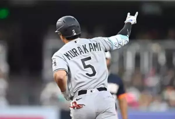 【ＭＬＢ】村上宗隆が敵地絶望の１３号３ランで相手野手も棒立ち…再び単独トップで「やばい」