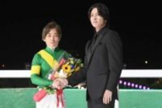 山下智久効果で船橋競馬場が〝記録的〟大にぎわい　川田将雅騎手も笑顔「山Ｐ待ちでしょうけど」