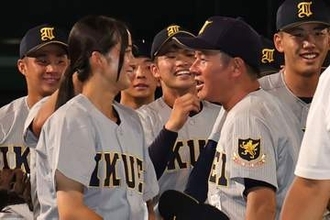 【甲子園】〝青春って密〟仙台育英ナインは監督とも〝密〟　８強敗退も強さ支える「１on１」