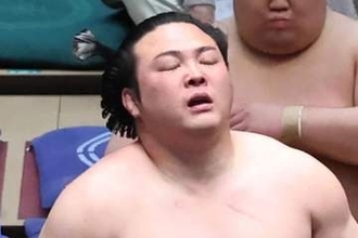 【大相撲】十両炎鵬が４敗目「スタミナ負けですね」