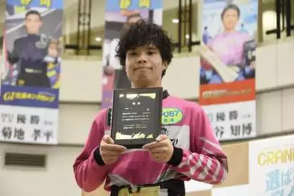 【浜名湖ボート・ルーキーＳ】佐藤航が３コースまくり差しＶ　バイオ燃料も「結構好き」と不安なし