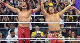 「【ＷＷＥ】高橋ヒロム改めKYOKI　相棒・中邑真輔との「BAKUSAI」で初陣快勝！新技モッシュピットで決着」の画像1
