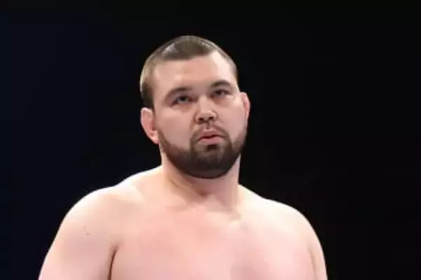 【新日本】ウルフアロンがＨ．Ｏ．Ｔのファレへリベンジ予告　「俺は根に持つし、執着するぞ」