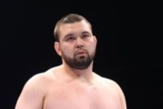 【新日本】ウルフアロンがＨ．Ｏ．Ｔのファレへリベンジ予告　「俺は根に持つし、執着するぞ」