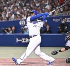 【中日】サノーの先制２号２ランにドーム沸騰「高めに浮いてきたスライダーをしっかり捉える事ができた」