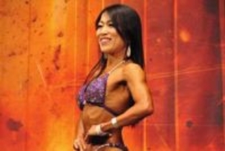 【ＡＰＦ】〝驚異のアラフィフ〟鈴木美子が誇る太ももカット「47歳から始めても変われる」
