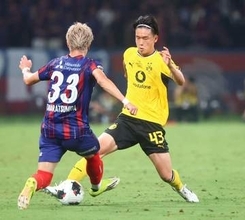 ドルトムントで修行中の山本天翔「トップチームに絡んでいきたい」　ドイツ代表バイヤーも称賛