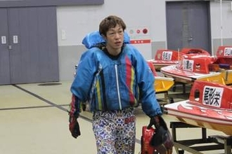 【大村ボート・夜の九州スポーツ杯】西村拓也が低調機底上げさせ予選を２位突破