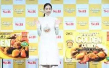 吉田羊のカレー作りは「冷蔵庫一掃日」「１５種類ぐらいのお野菜をみじん切り」