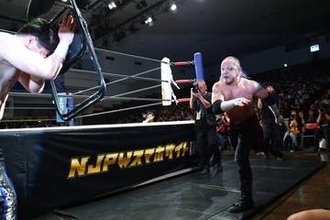 【新日本・ＢＯＳＪ】葛西純　マスター・ワト流血葬で新日勢３タテ！「葛西純を呼んで今さら後悔してんじゃねえぞ？」