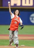 「【ヤクルト】元バスケ日本代表・宮崎早織が始球式「一度は絶対やってみたいという夢のひとつだった」」の画像1
