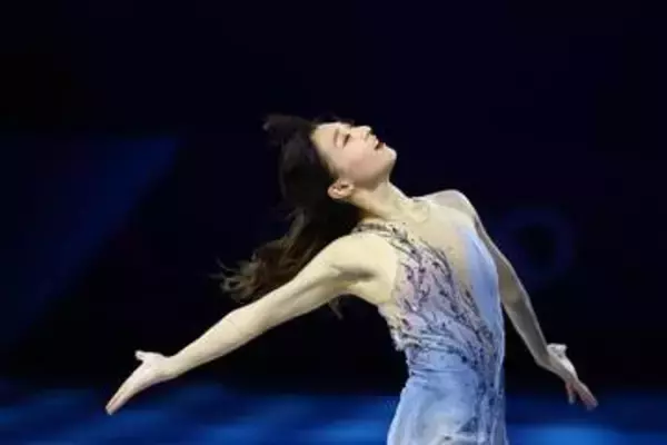 【フィギュア】坂本花織は世界選手権〝忖度でＶ当確〟と露メディア「審判団は寛大な採点を行う」