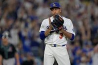 【ドジャース】守護神ディアスが珍ファッションで登場　ファンには不評「遠慮します」