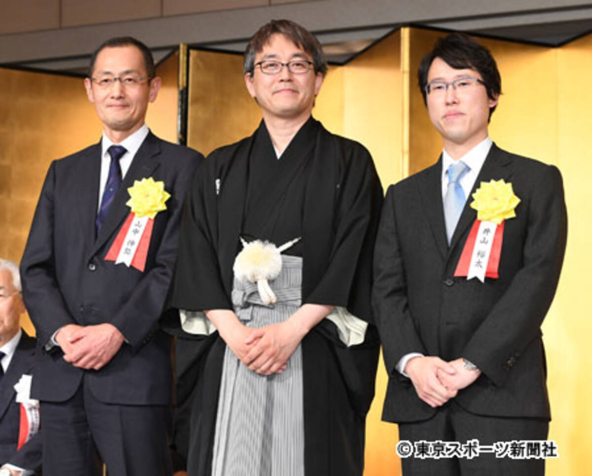 羽生善治竜王 永世七冠 国民栄誉賞 祝賀会に著名人８００人出席 18年5月10日 エキサイトニュース