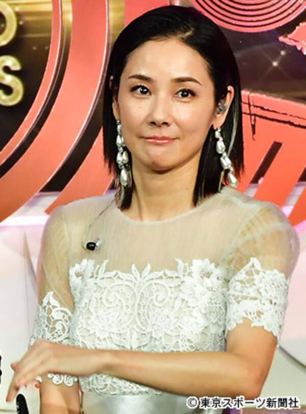 吉田羊に冷たい目 独立理由明かさぬ 都合のいいことしか話さない女 19年1月5日 エキサイトニュース