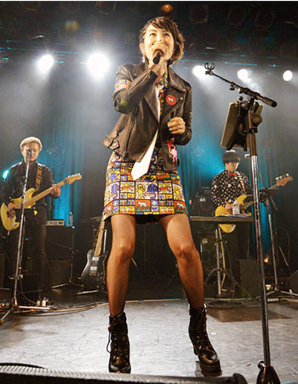 デビュー３５周年でも変わらぬスタイル 奇跡の５０歳 荻野目洋子の凄さ 2019年4月8日 エキサイトニュース