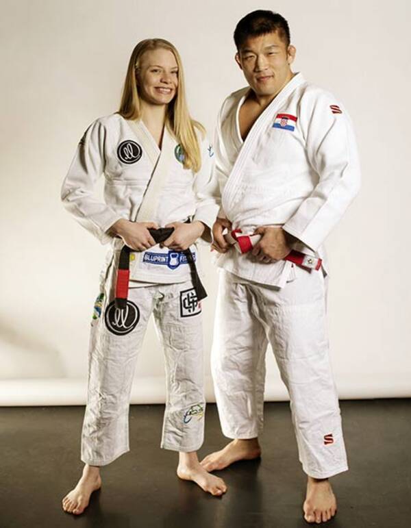 photo オリンピック柔道 石井 ç³äºæ§ é¿é¨ä¸äºä¸ã«ãµããªã®ã¹ã¹ã¡ 2019å¹´4æ12æ¥ ã¨ã­ãµã¤ããã¥ã¼ã¹