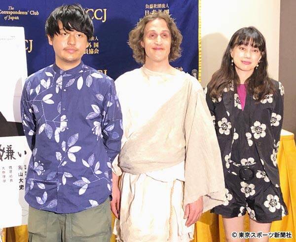 お笑い芸人 チャドをキリスト役に大胆起用 是枝監督も絶賛の新進気鋭映画監督の手腕 19年5月9日 エキサイトニュース