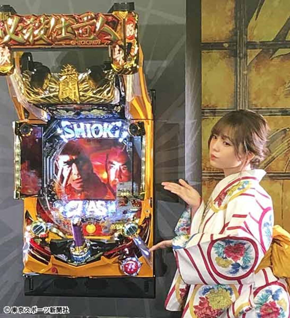 グラドル篠崎愛 新機種発表会で圧巻の美声披露 2019年6月20日 エキサイトニュース