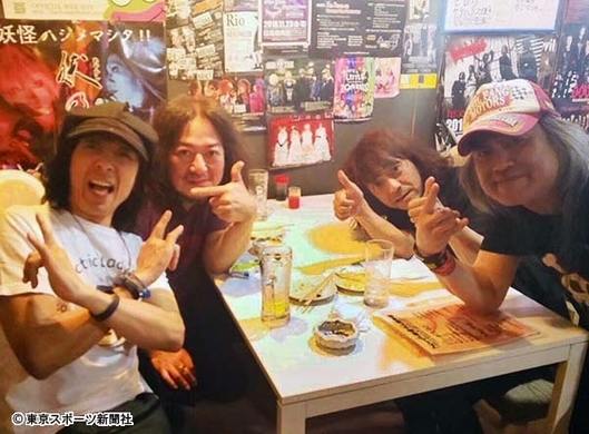 ダイエースプレー生産終了にミュージシャン号泣 ロック ビジュアル系文化を支えた栄光の歴史に幕 19年10月25日 エキサイトニュース