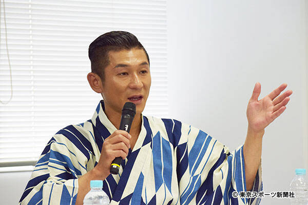 笑い飯 哲夫 芸人より吉本社員さんの待遇改善を 19年7月25日 エキサイトニュース
