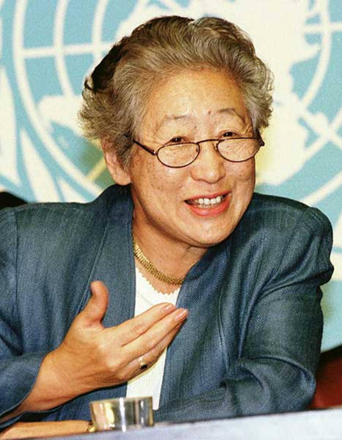 防弾チョッキで紛争地に入った緒方貞子さん 戦場ジャーナリストが見た素顔 19年10月30日 エキサイトニュース