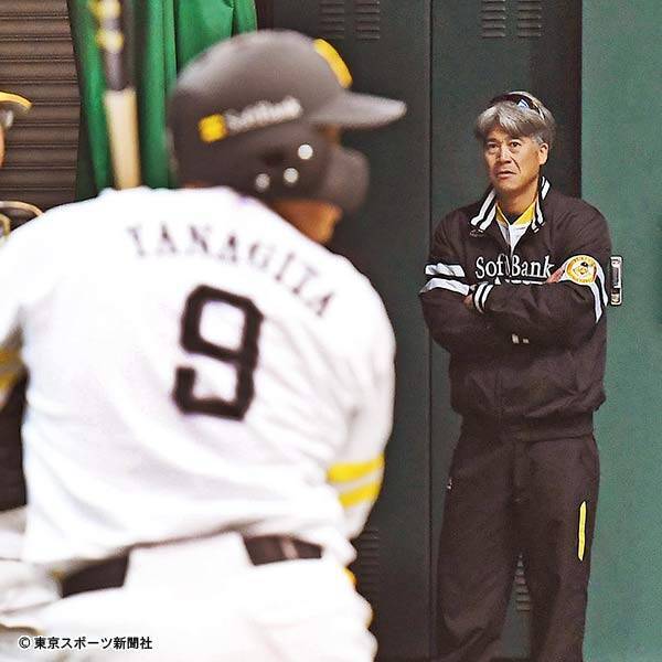 ソフトバンク 城島球団会長付特別アドバイザー 主砲柳田に王道伝承 年2月4日 エキサイトニュース