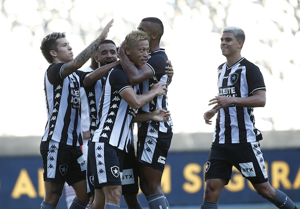 本田圭佑 デビュー戦で移籍初ゴール