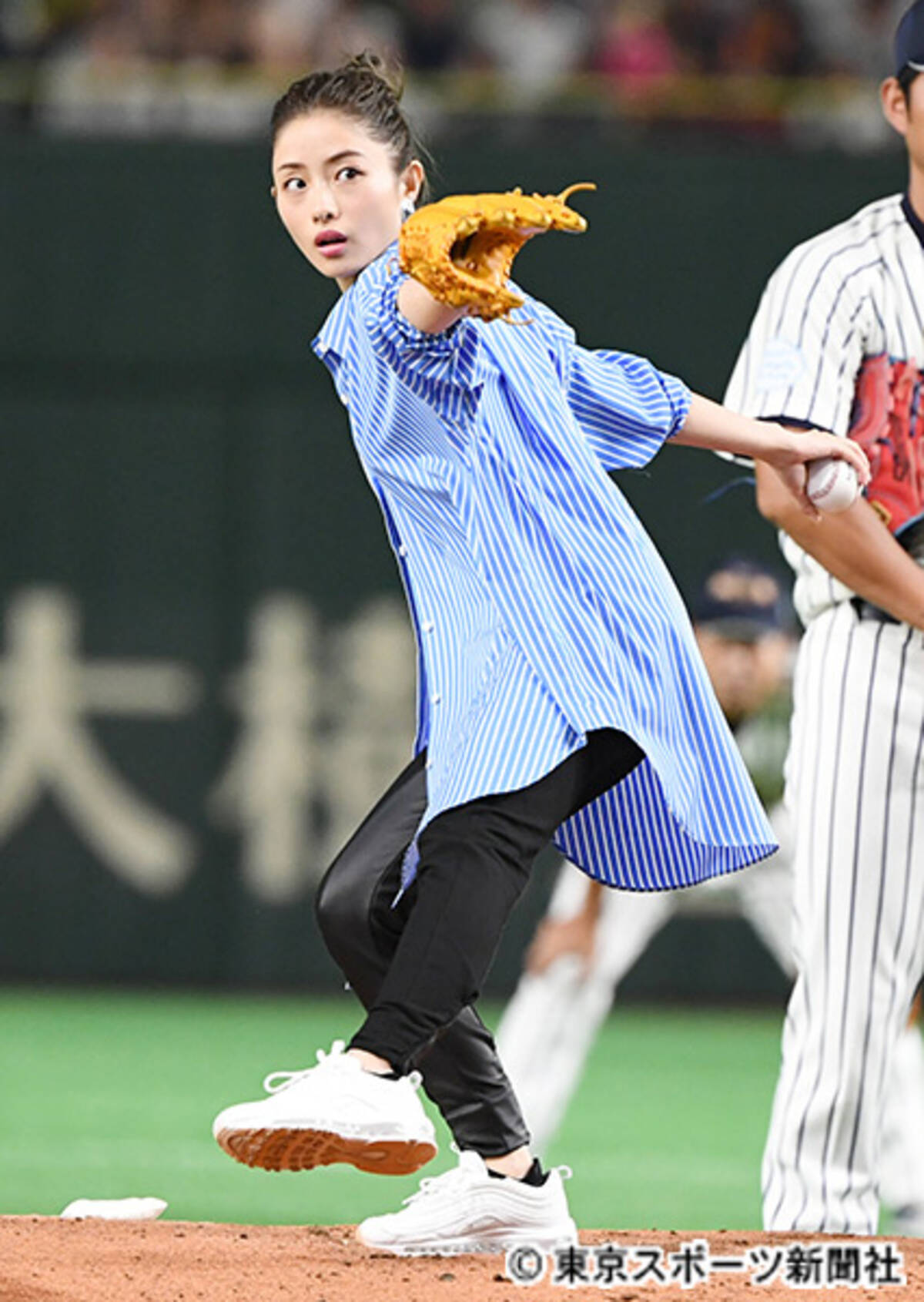 石原さとみ始球式でおなじみ サントリードリームマッチ 中止決定 年3月31日 エキサイトニュース