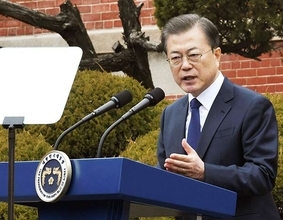 韓国総選挙で与党が圧勝　基盤強固も文政権の前途は多難