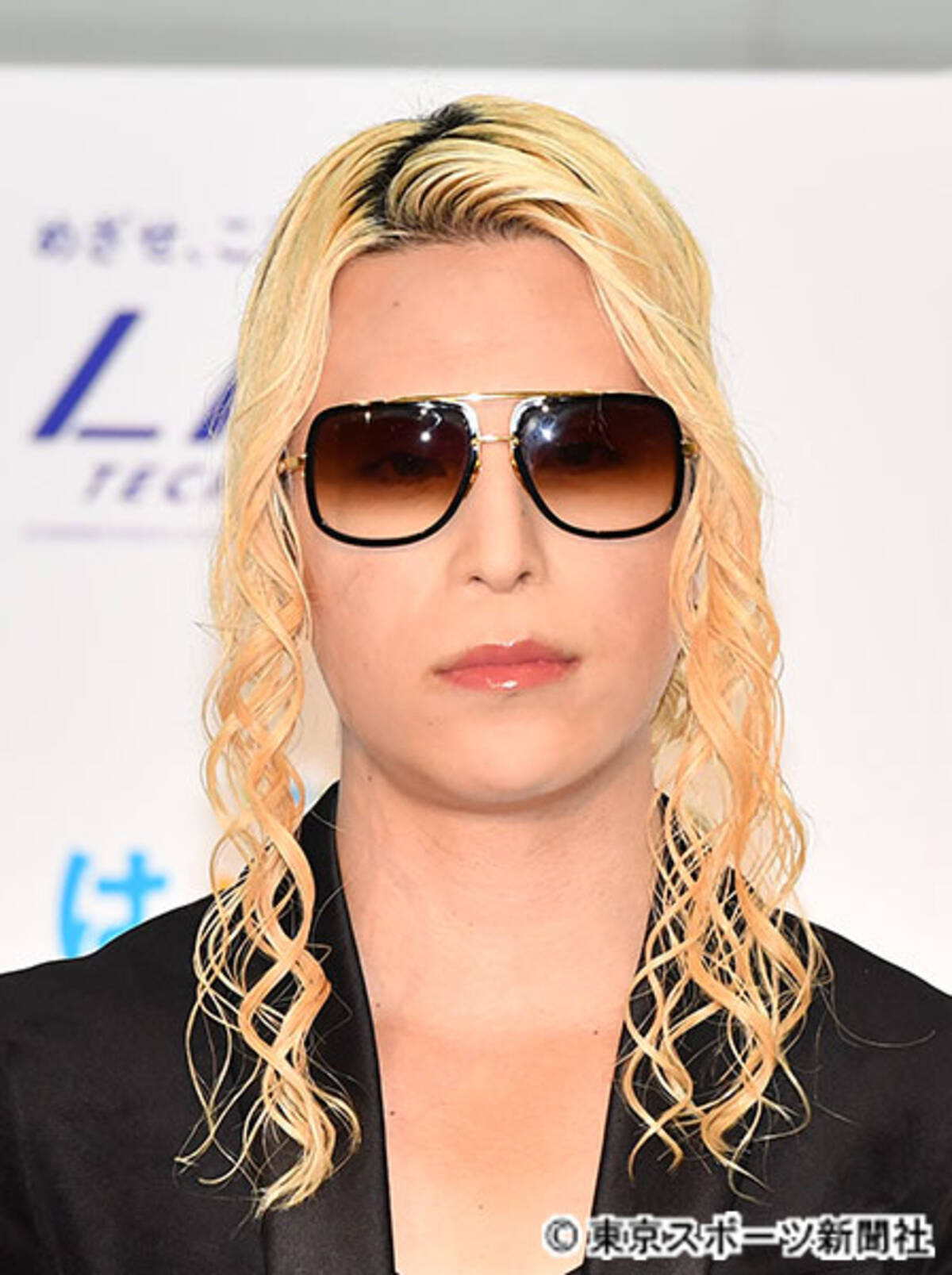 手越祐也とローランド サッカーとeスポーツで親友関係に エキサイトニュース