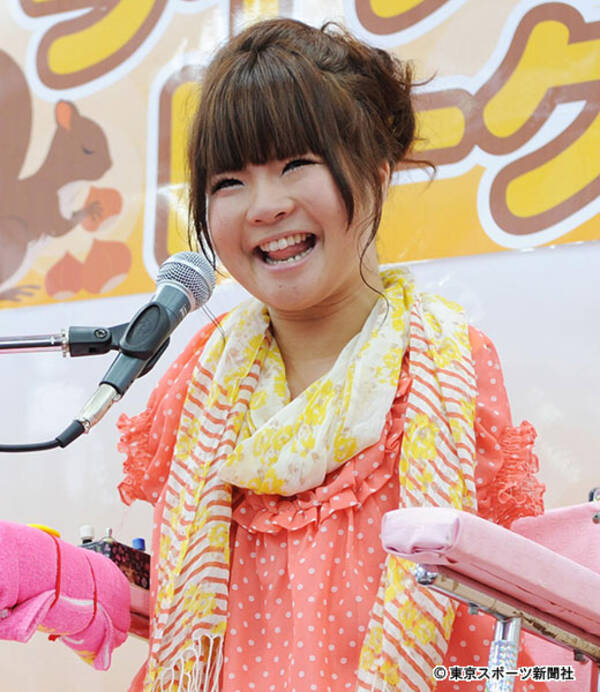 車椅子のチアリーダー 佐野有美が第１子長女出産 家族３人で笑って歩んでいきたい 年5月23日 エキサイトニュース