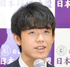 藤井聡太七段が史上最年少タイトル獲得記録に王手　注目の第３局は７月９日