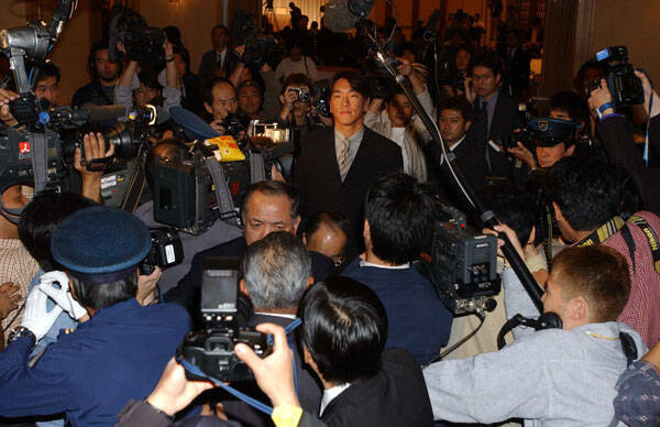 ２００２年１１月１日 松井秀喜が笑顔なきメジャー挑戦会見で 裏切り者 発言 その真意を語る単独インタビューを全公開 年7月7日 エキサイトニュース