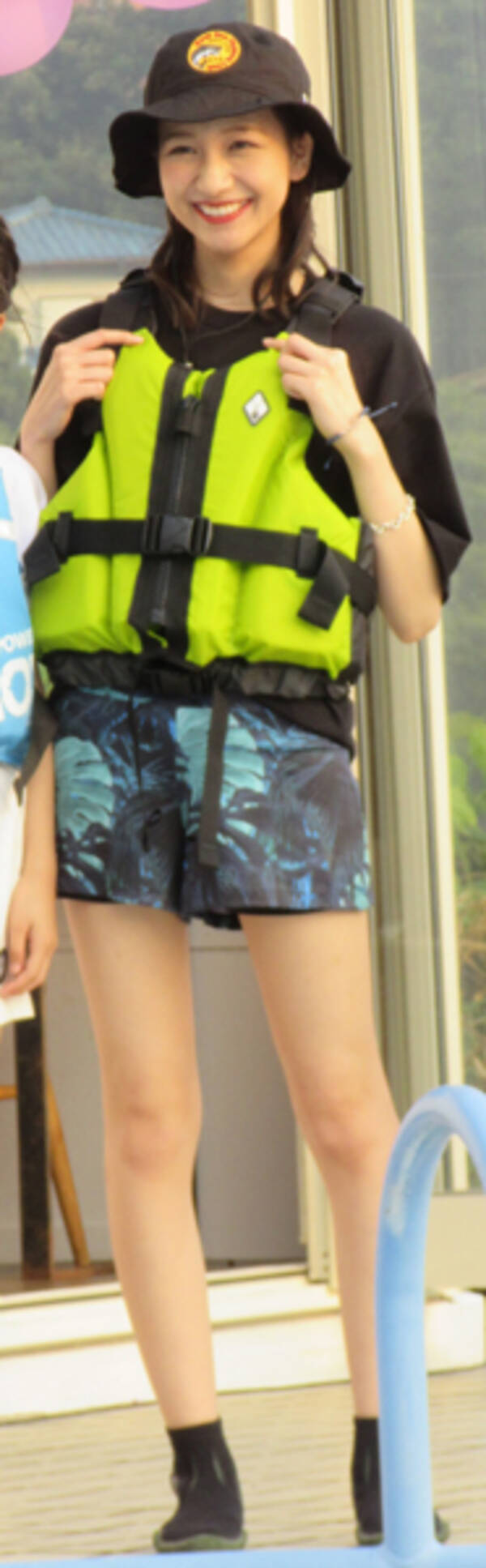 モデル 杉本愛里がライフジャケットの機能に驚き 若者に流行らせたい 年8月8日 エキサイトニュース モデル 杉本愛里がライフジャケットの機能に驚き 若者に流行らせたい 年8月8日 エキサイトニュース