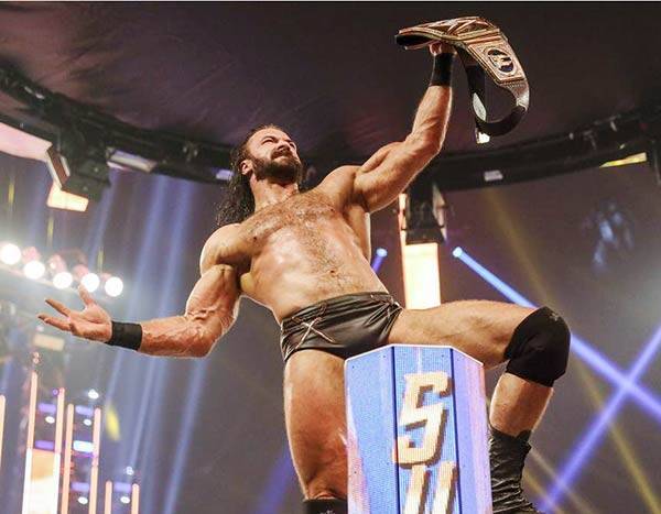 ｗｗｅ ｗｗｅ王者マッキンタイアは毒蛇オートンに辛勝防衛 年8月24日 エキサイトニュース