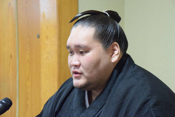 大相撲 照ノ富士 やんちゃ力士 から生まれ変わった 筋トレ漬けの日々 年9月1日 エキサイトニュース