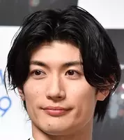 なぜ ガイコツをそこに 三浦春馬さん出演 カネ恋 最終話 悪趣味な演出で大炎上 これが遺作だと思うと悲しくなった の声 年10月9日 エキサイトニュース