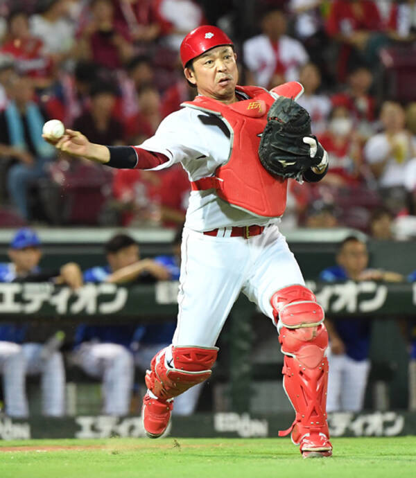 赤ヘル一筋１９年 広島 石原慶幸が引退 １１ ７阪神戦でセレモニー開催 年10月12日 エキサイトニュース
