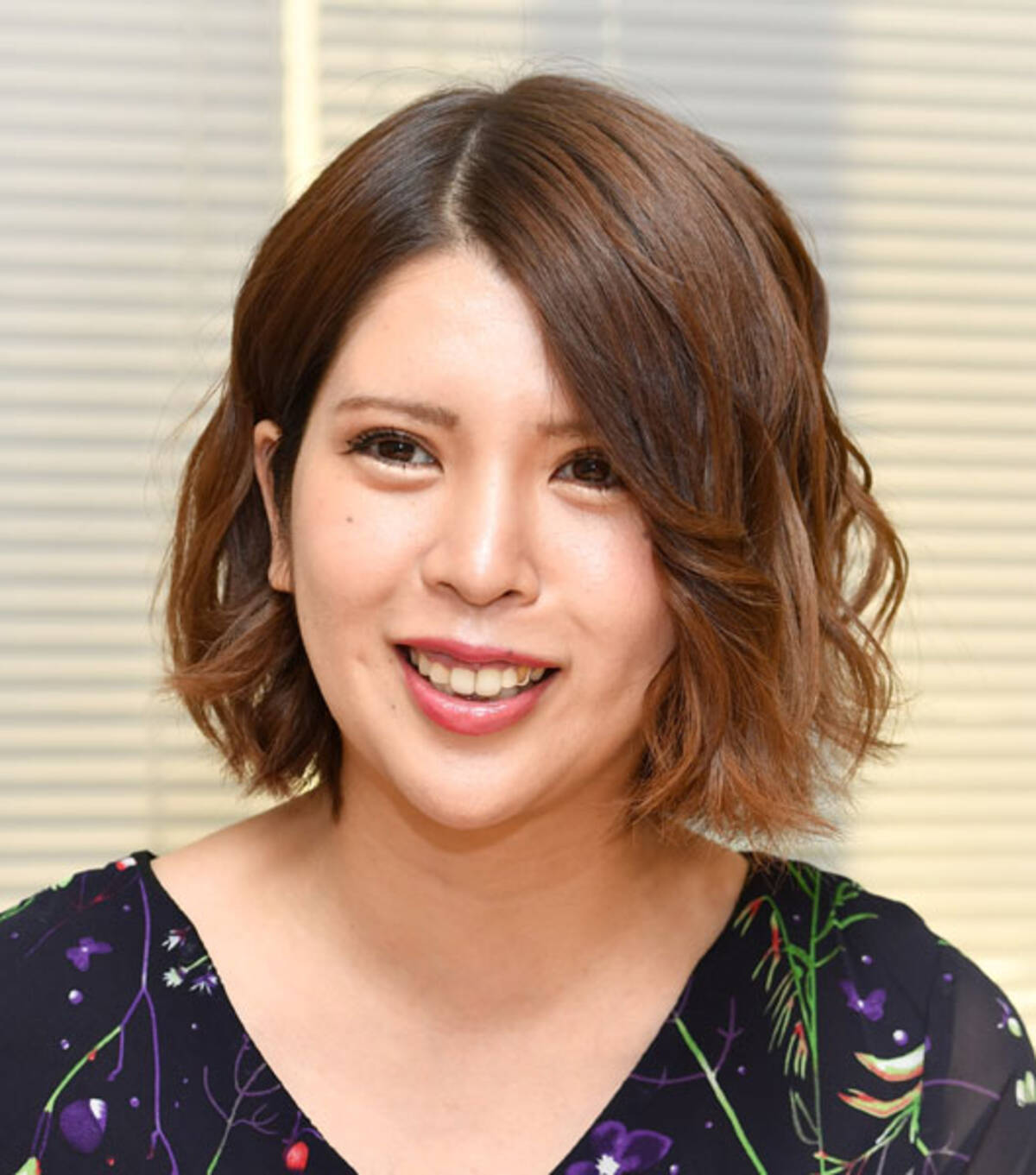 坂口杏里 ねんざで仕事休む フォロワー心配 お大事に 年10月14日 エキサイトニュース
