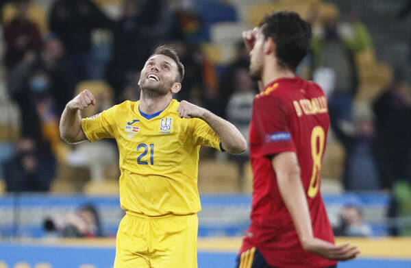 欧州ｎｌ スペインがウクライナにまさかの敗戦 ドイツはスイスと３ ３のドロー 年10月14日 エキサイトニュース