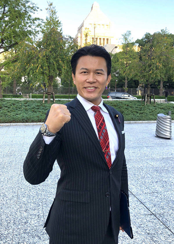 須藤元気議員が馳氏らとタッグ 超党派 格闘技 プロレス 総合格闘技等 振興議員連盟 設立 年10月26日 エキサイトニュース