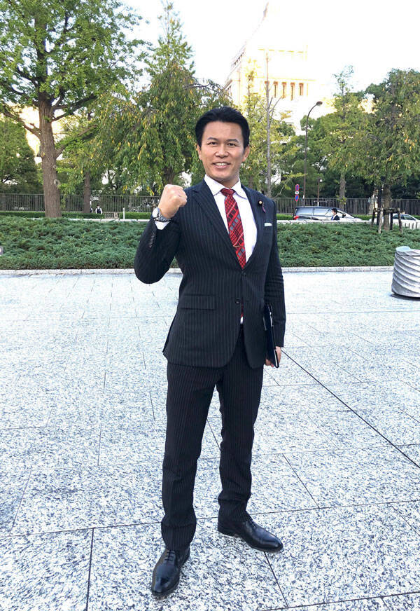 プロレス 格闘技界を救う 須藤元気議員ら設立 超党派 議連 その濃ゆすぎるメンツ 年10月27日 エキサイトニュース